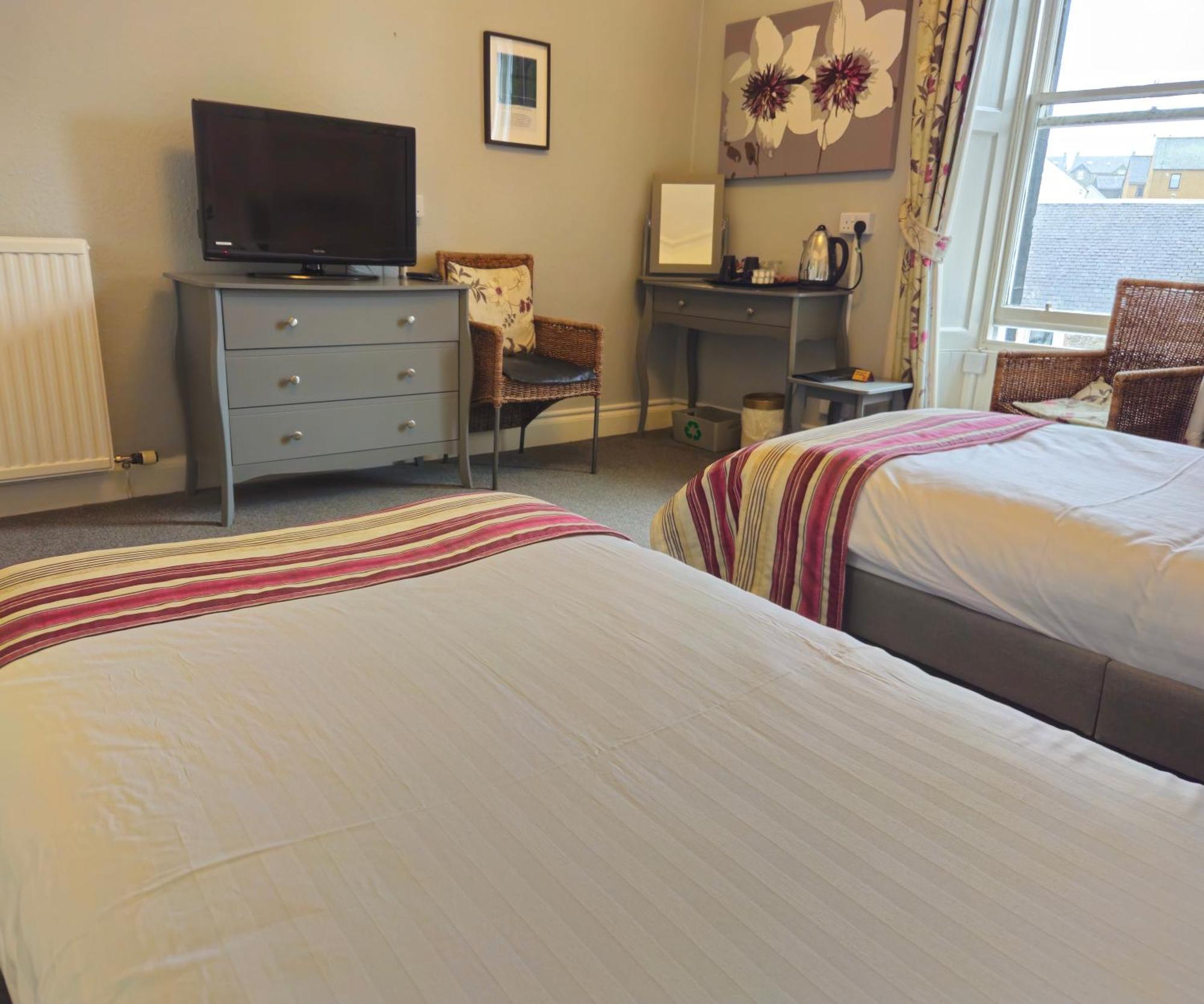 The County Hotel - Self Check-In, Ultra Fast Wi-Fi, Free Parking, Central Location Selkirk Exteriör bild