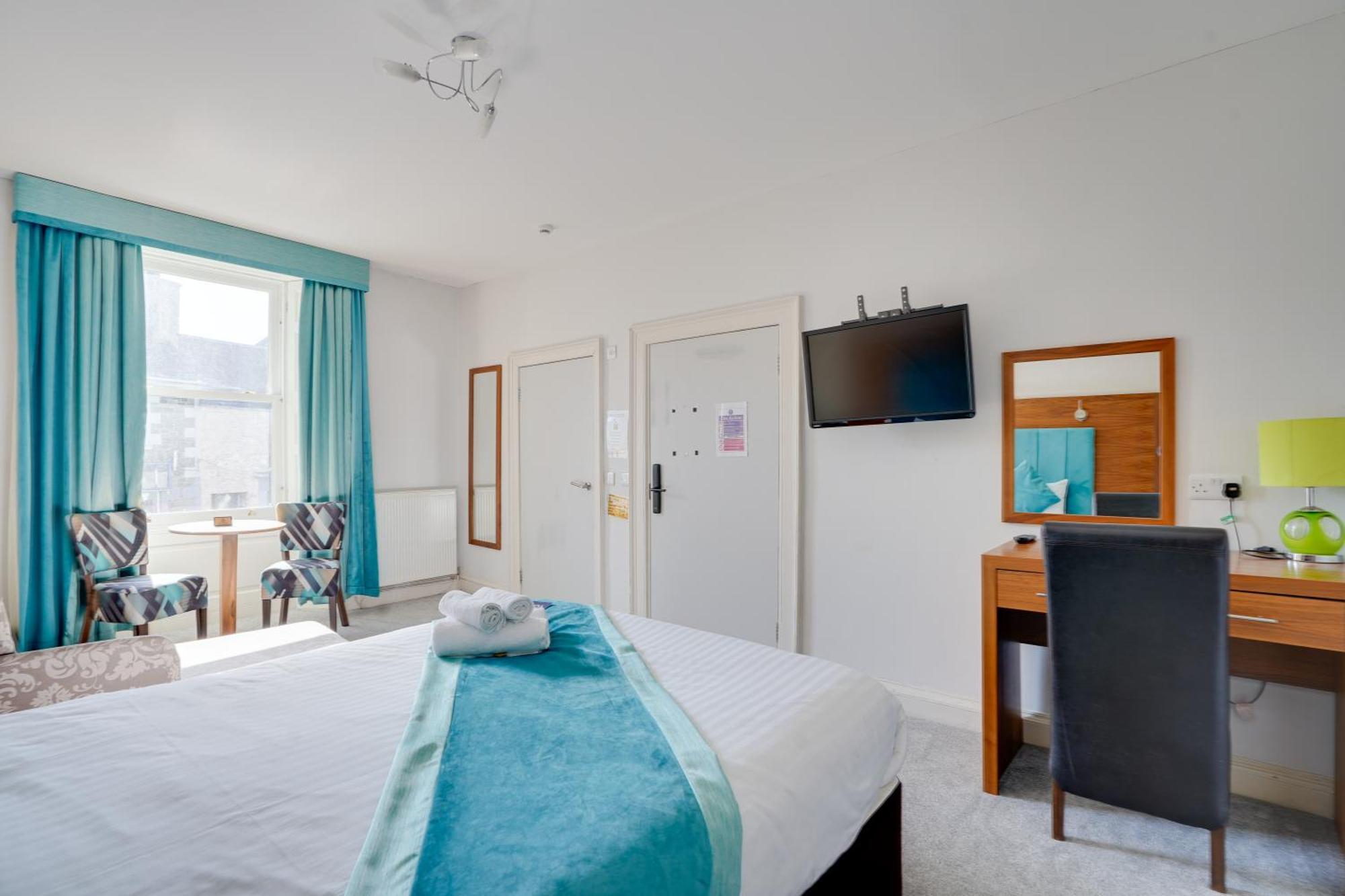 The County Hotel - Self Check-In, Ultra Fast Wi-Fi, Free Parking, Central Location Selkirk Exteriör bild