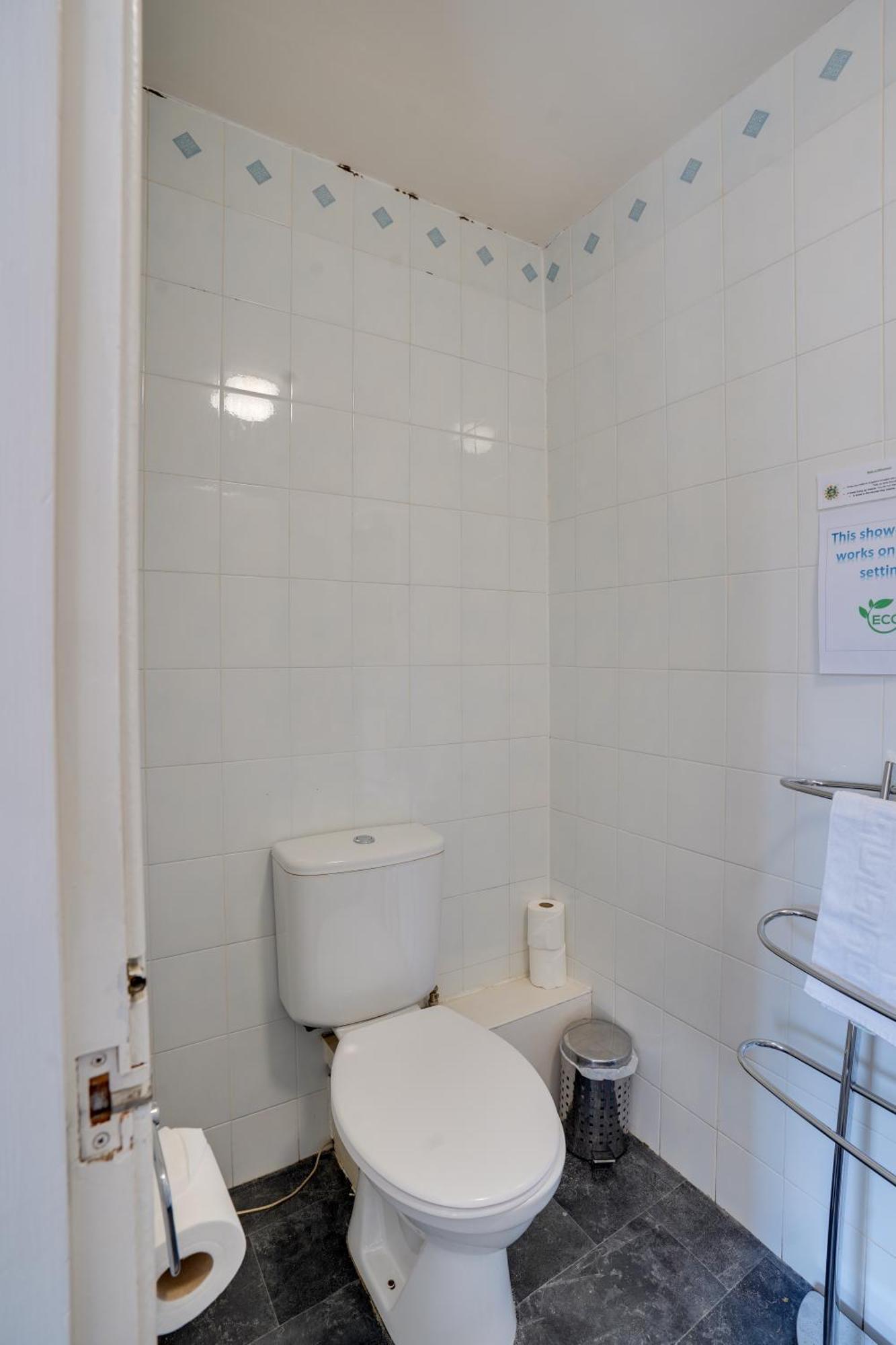 The County Hotel - Self Check-In, Ultra Fast Wi-Fi, Free Parking, Central Location Selkirk Exteriör bild